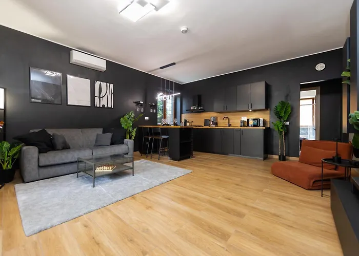 Ebonique- Oasi Aeroporto 아파트 피우미치노